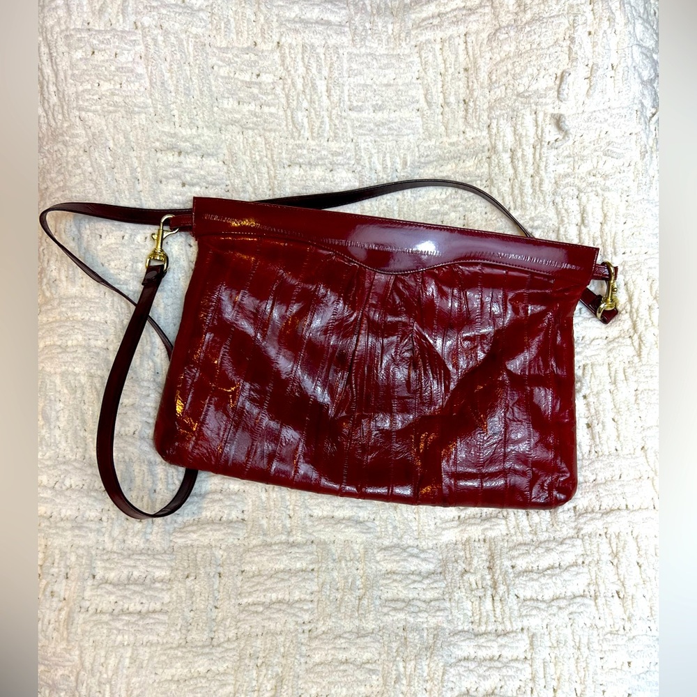 3$20 Vintage Korean Genuine Eel Skin Bag